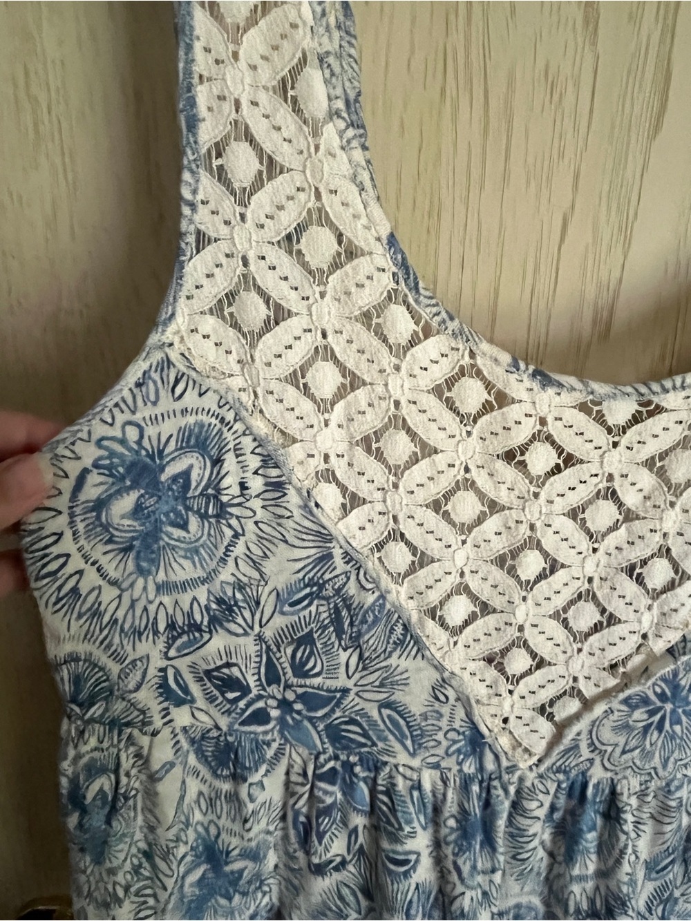 Free People Tank Top Floral Blue with Cream Lace Chest Sz Small - Picture 4 of 10